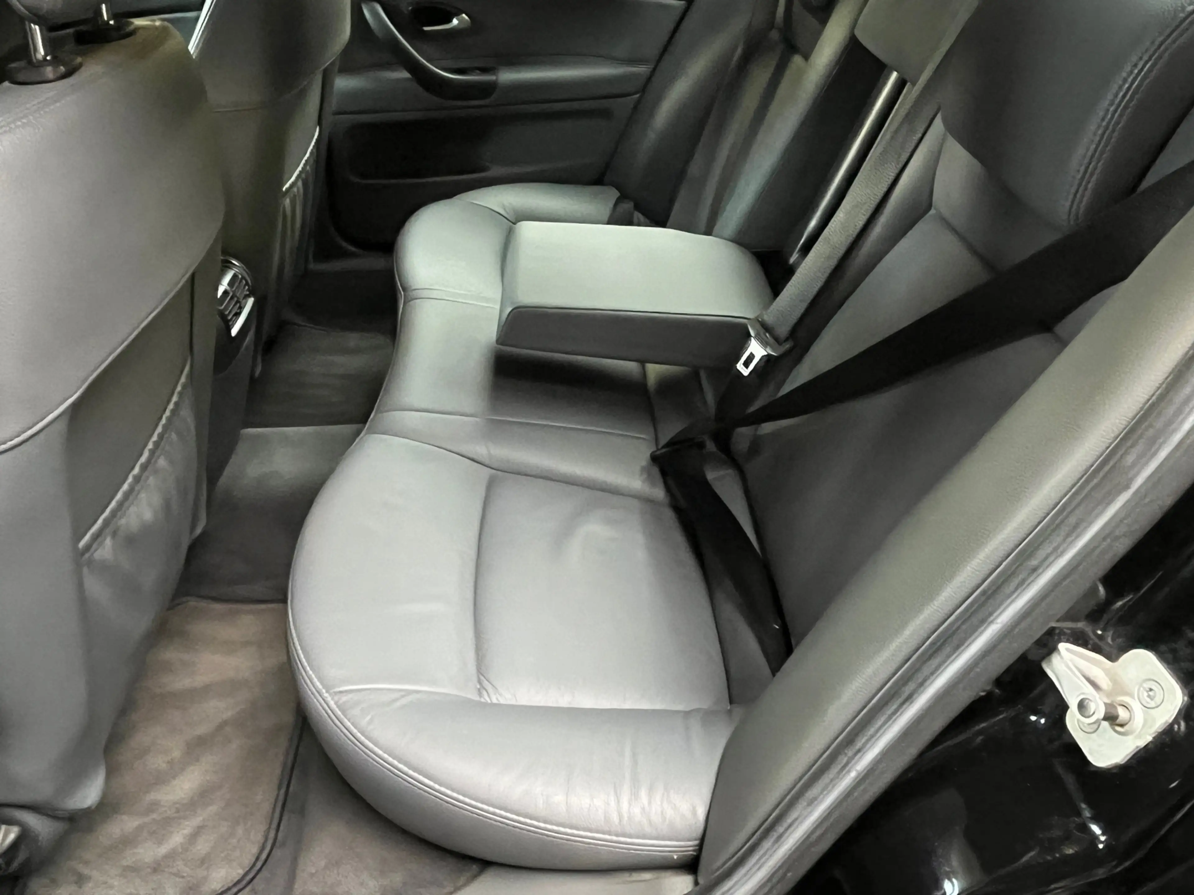 Saab 9-3 Sport Sedan 1.8t Solid 1 ste eigenaar 117 DK carpa — photo 11