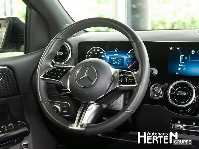 Mercedes-Benz B-Class view 7