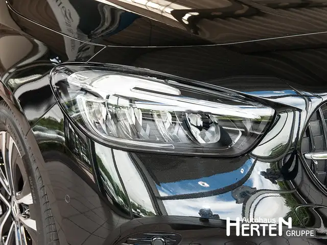 Mercedes-Benz B-Class view 13
