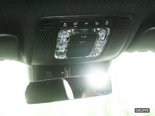 Mercedes-Benz B-Class view 11