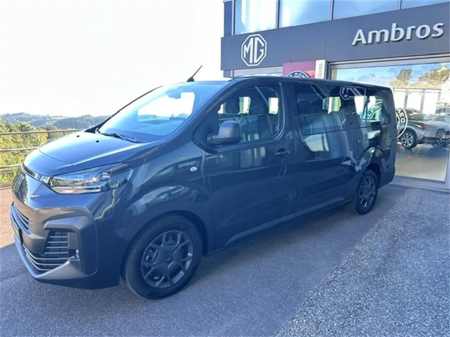 Fiat Scudo Kombi XL Diesel 180 Automatik - 9 Sitzer Grau - 1