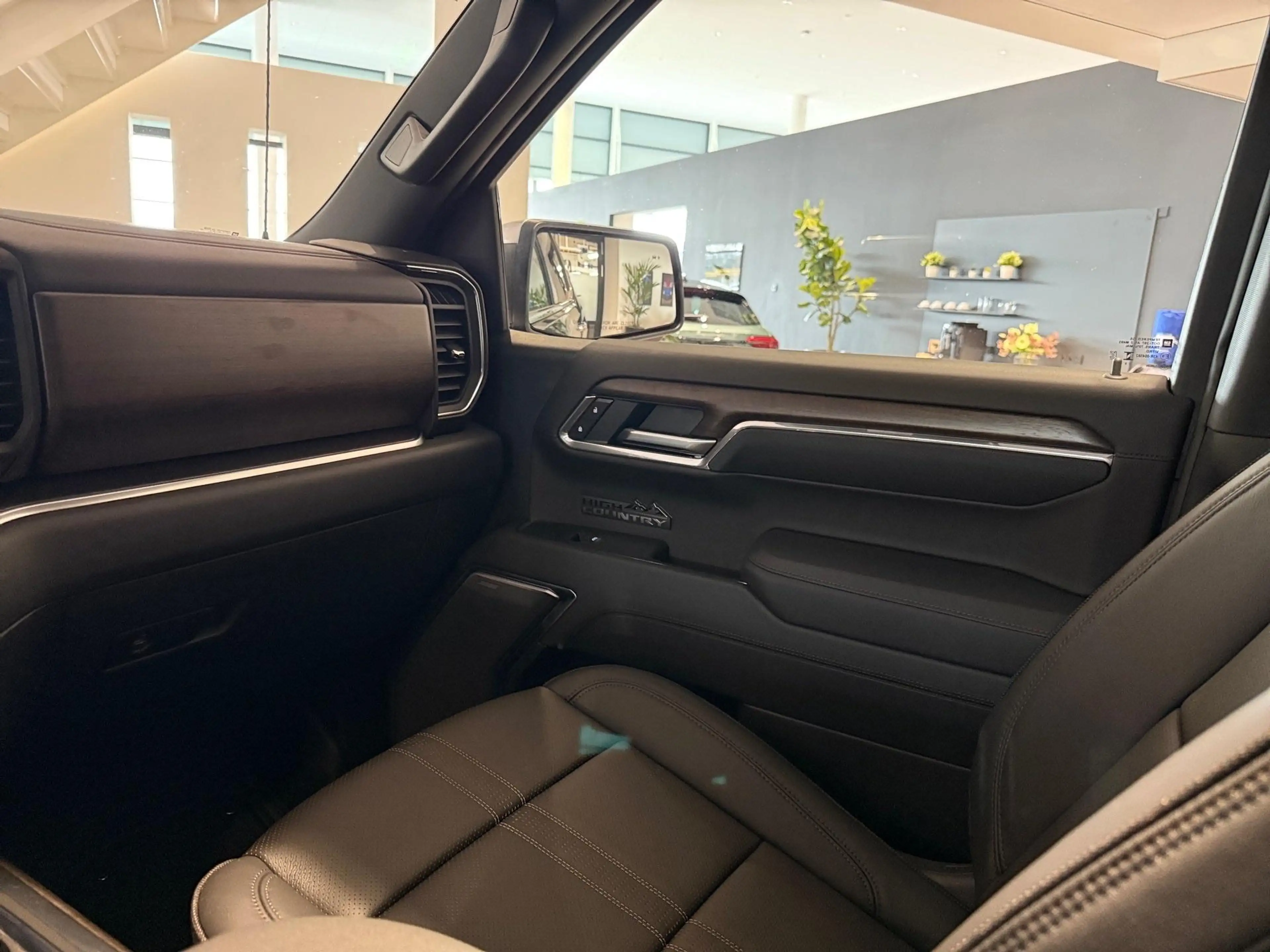 Chevrolet Silverado 1500 HIGH COUNTRY V8 6.2 — photo 9