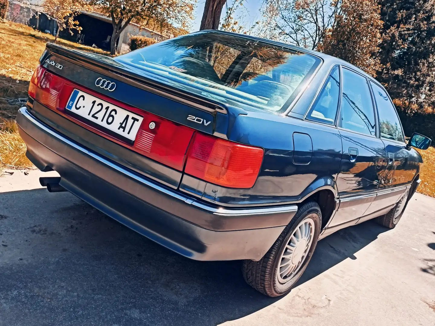 Audi 90 2.0 20V 160 Blau - 1