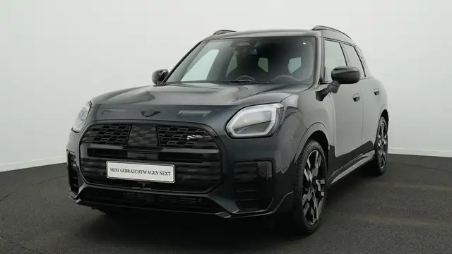 MINI Countryman S All4 John Cooper Works Trim