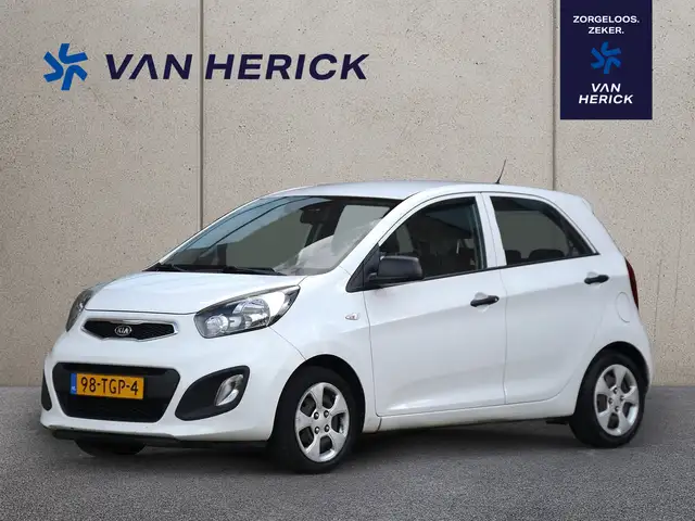 2012 Kia Picanto in White for sale