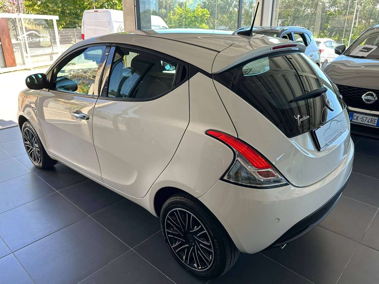 Lancia Ypsilon Ypsilon 1.0 firefly hybrid Gold Plus