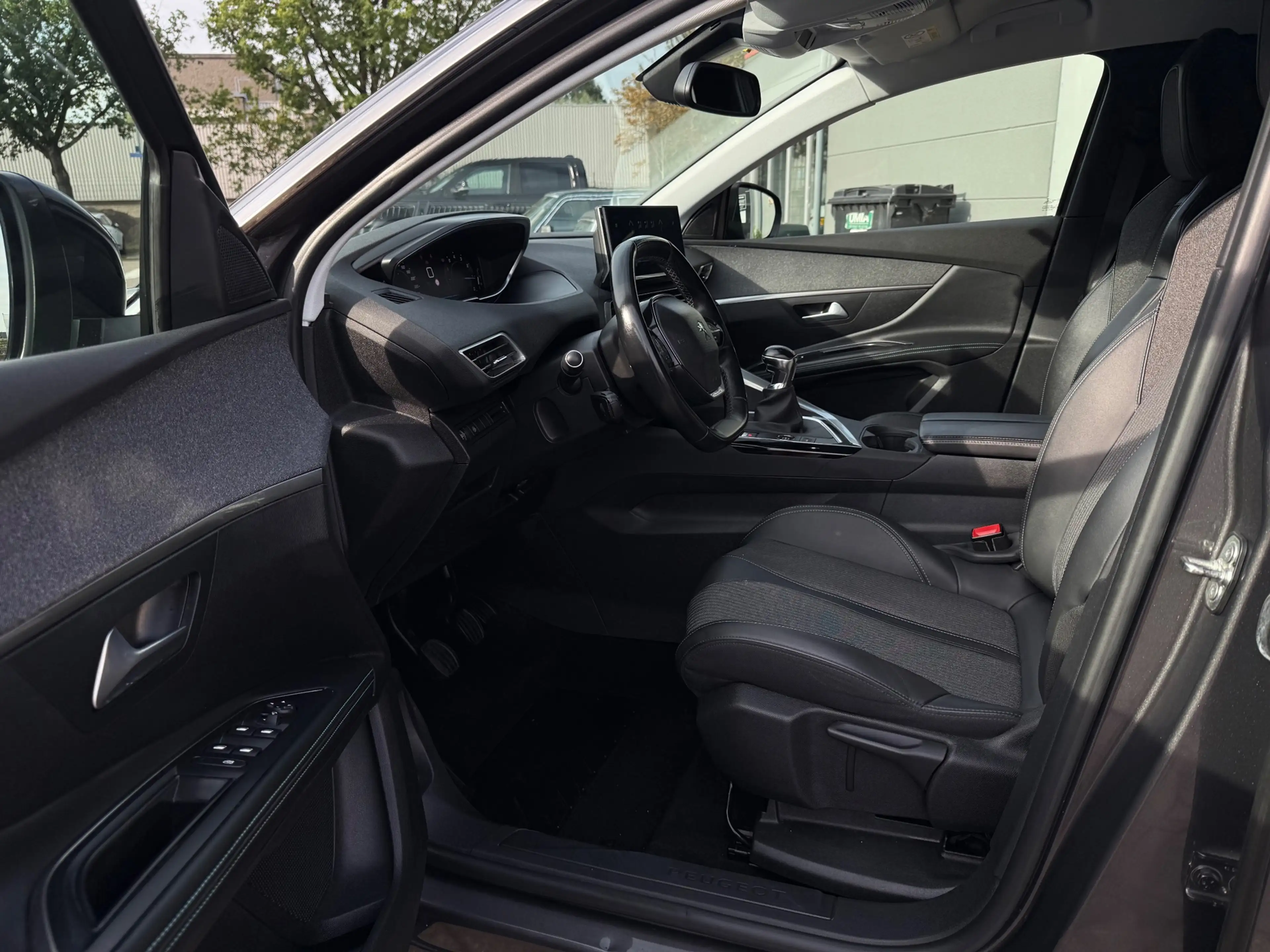 Peugeot 5008 1.2 16V 131PK 2022 ALLURE PACK 7-PERSOONS CARPLAY — photo 11