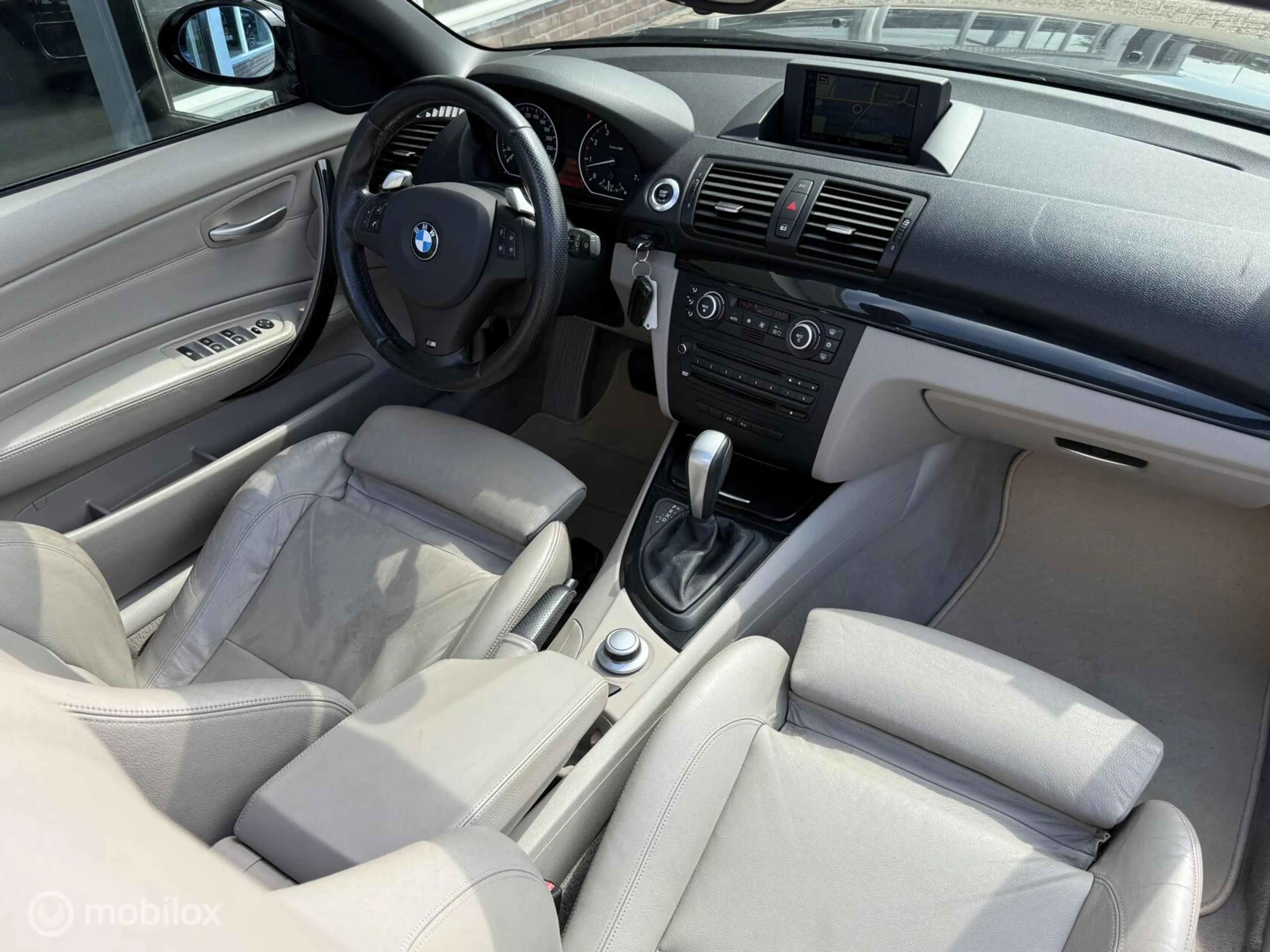 BMW 125 1-serie Cabrio 125i High Executive / Origineel NL — photo 7