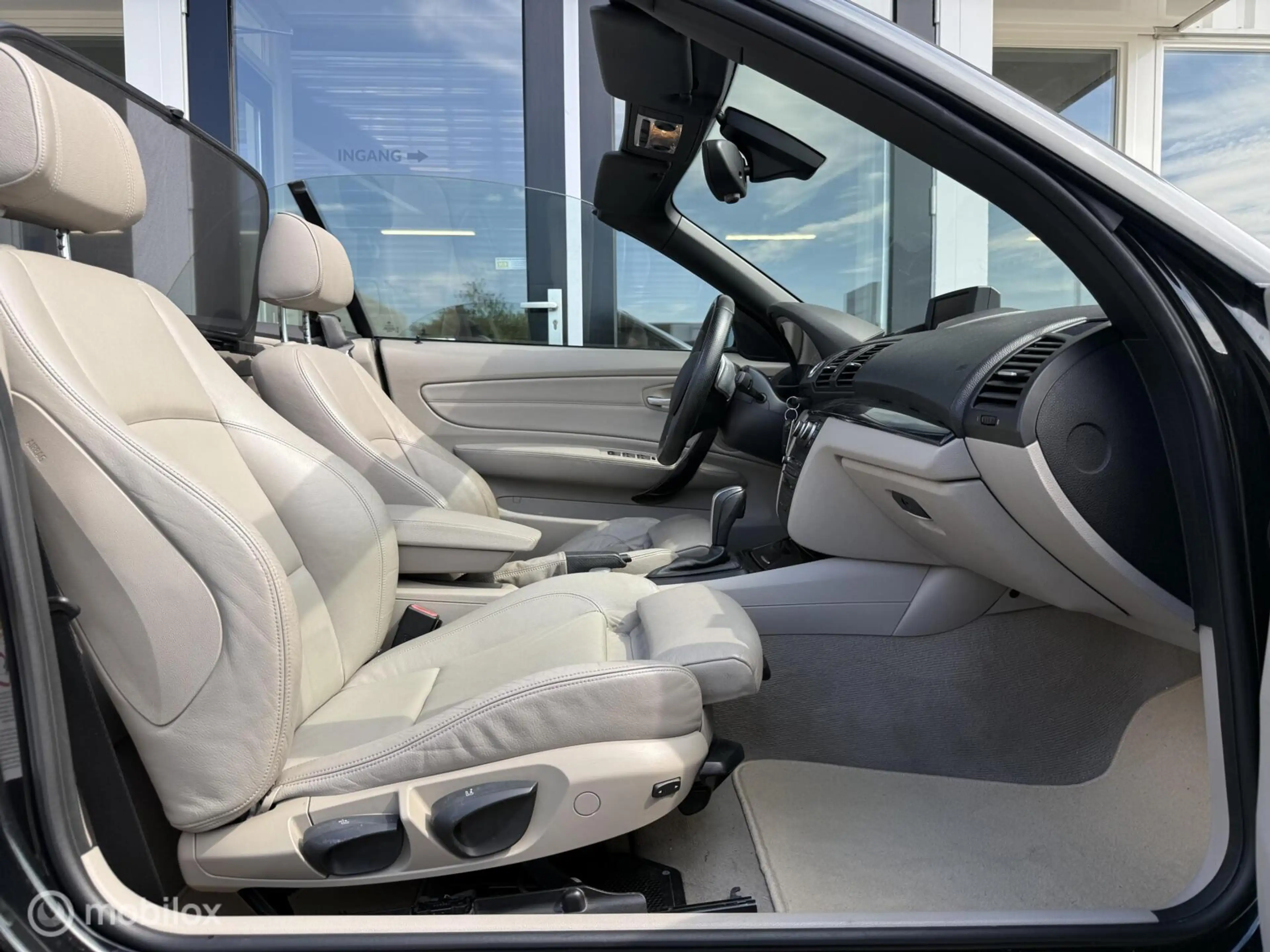 BMW 125 1-serie Cabrio 125i High Executive / Origineel NL — photo 12
