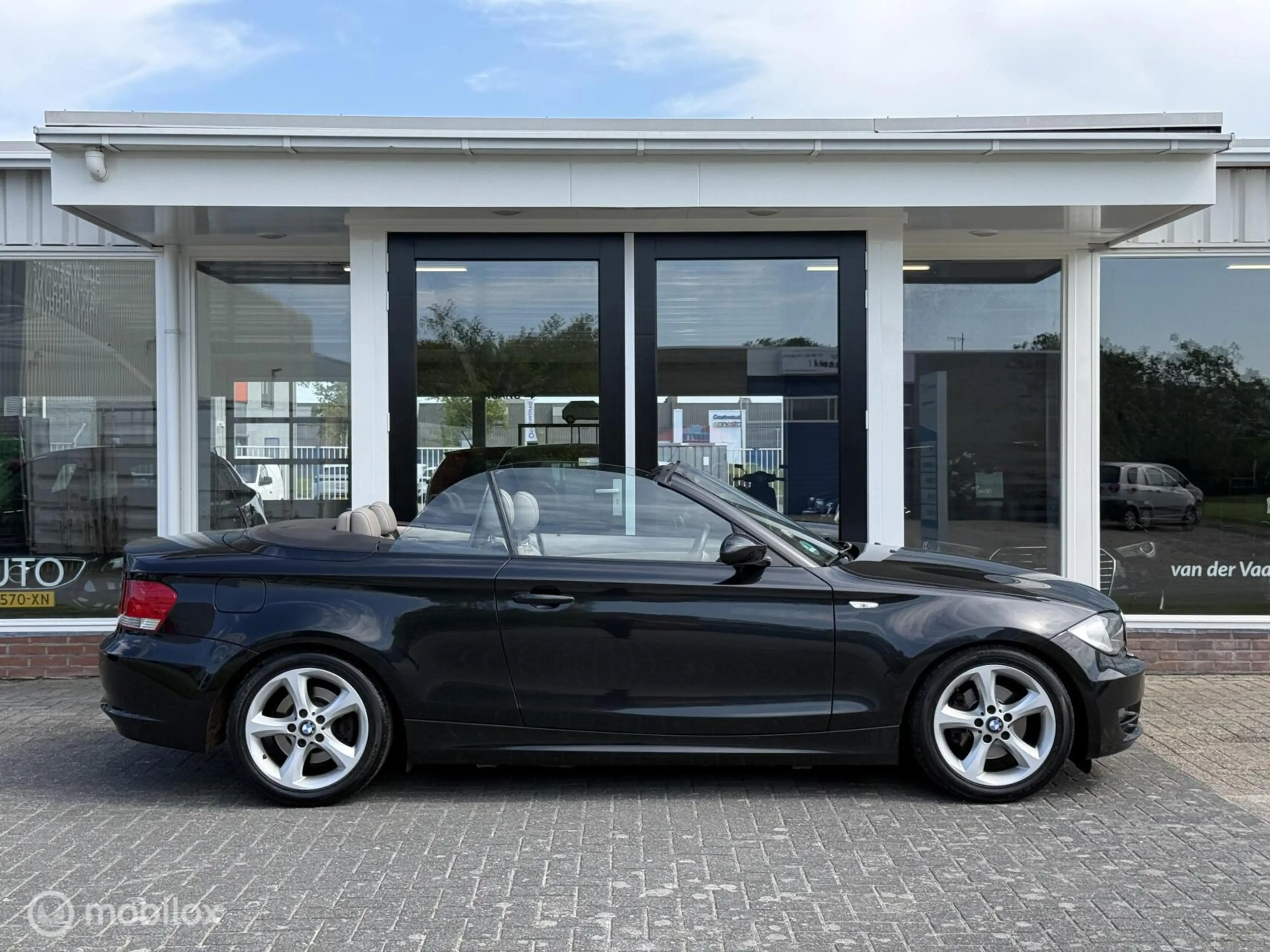 BMW 125 1-serie Cabrio 125i High Executive / Origineel NL — photo 4