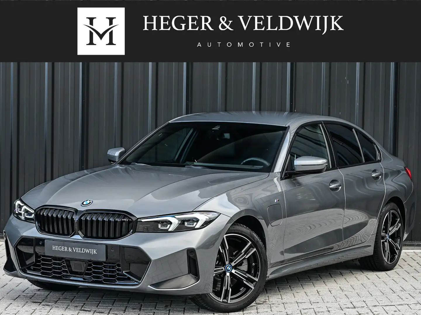 BMW 330 3-serie 330e | M-SPORT | SPORT SEATS | AMBIANCE IN Grijs - 1