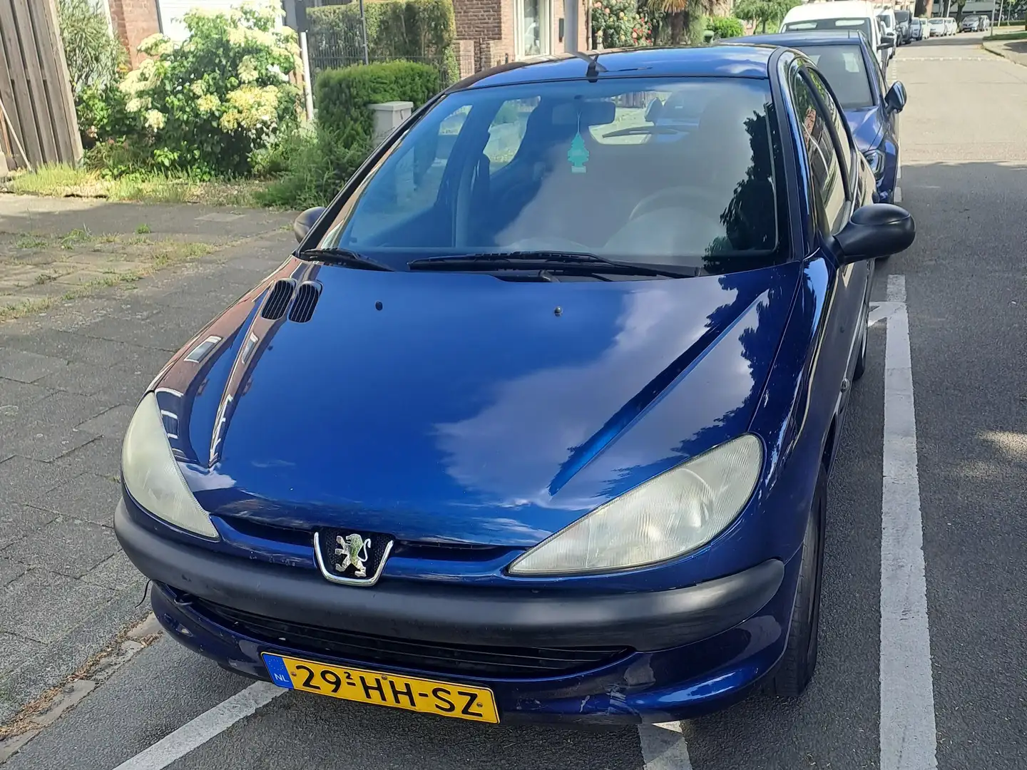 Peugeot 206 206 1.1 XR "aflopende apk""rijdt perfect) - 1