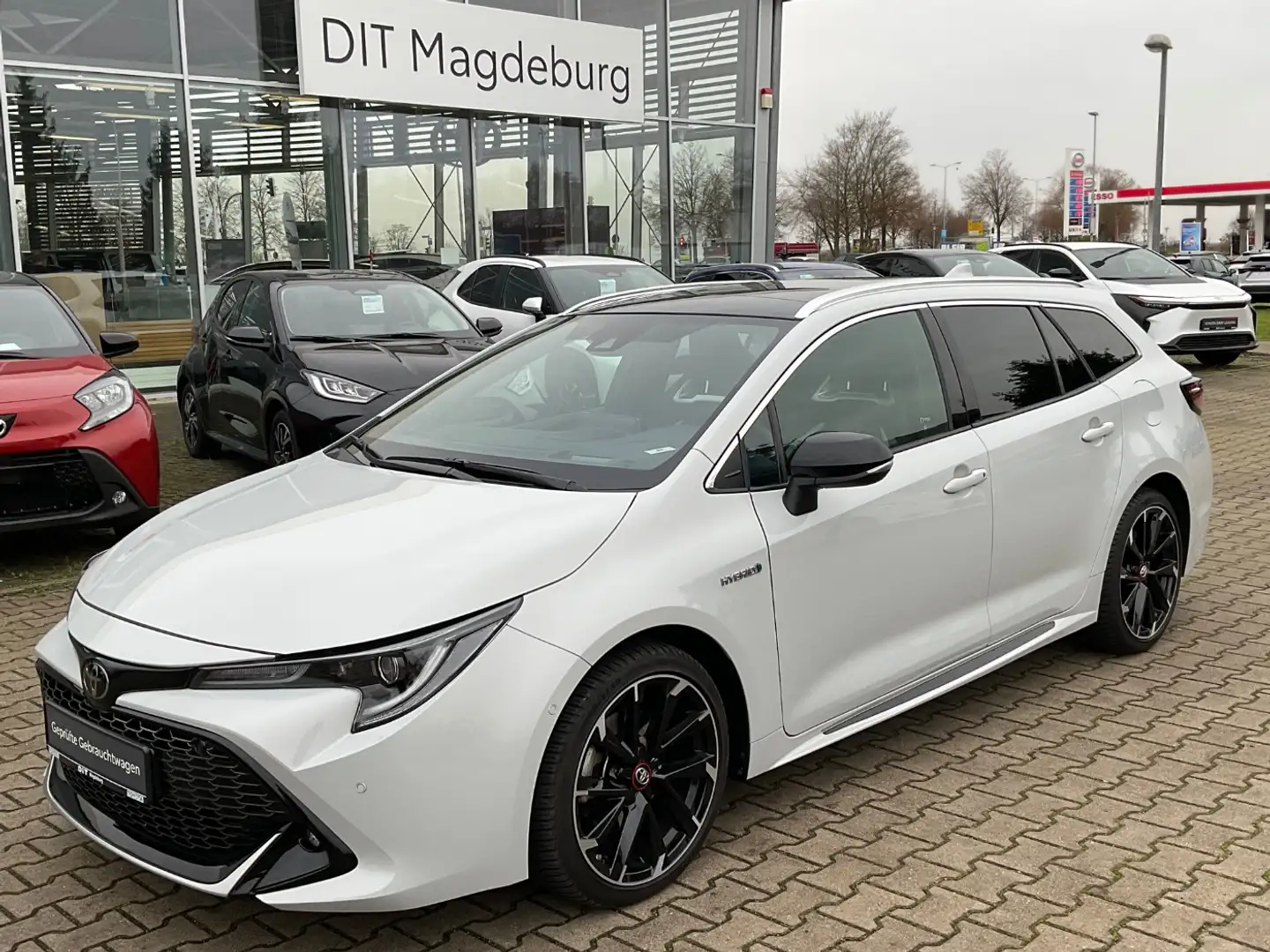 Toyota Corolla TS 2.0 GR Sport ACC+LED+Navi+Pano+SD+SHZ Gris - 2