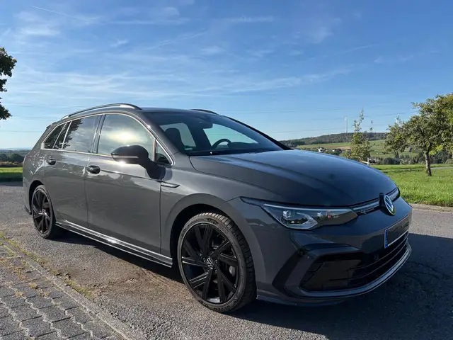 Volkswagen Golf R Line