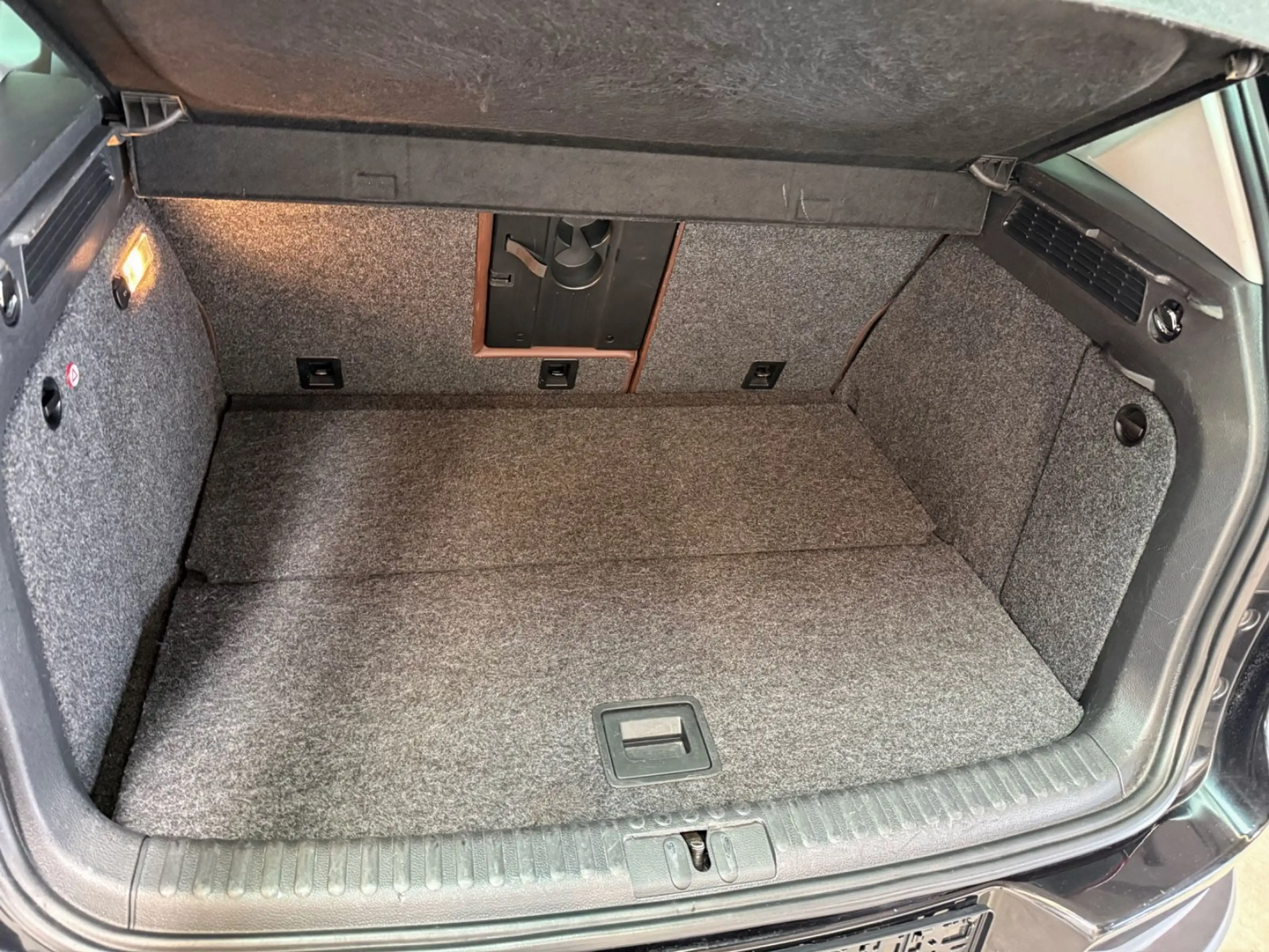 Volkswagen Tiguan 4Motion BiXenon/Navi/Kamera/HiFi — photo 15
