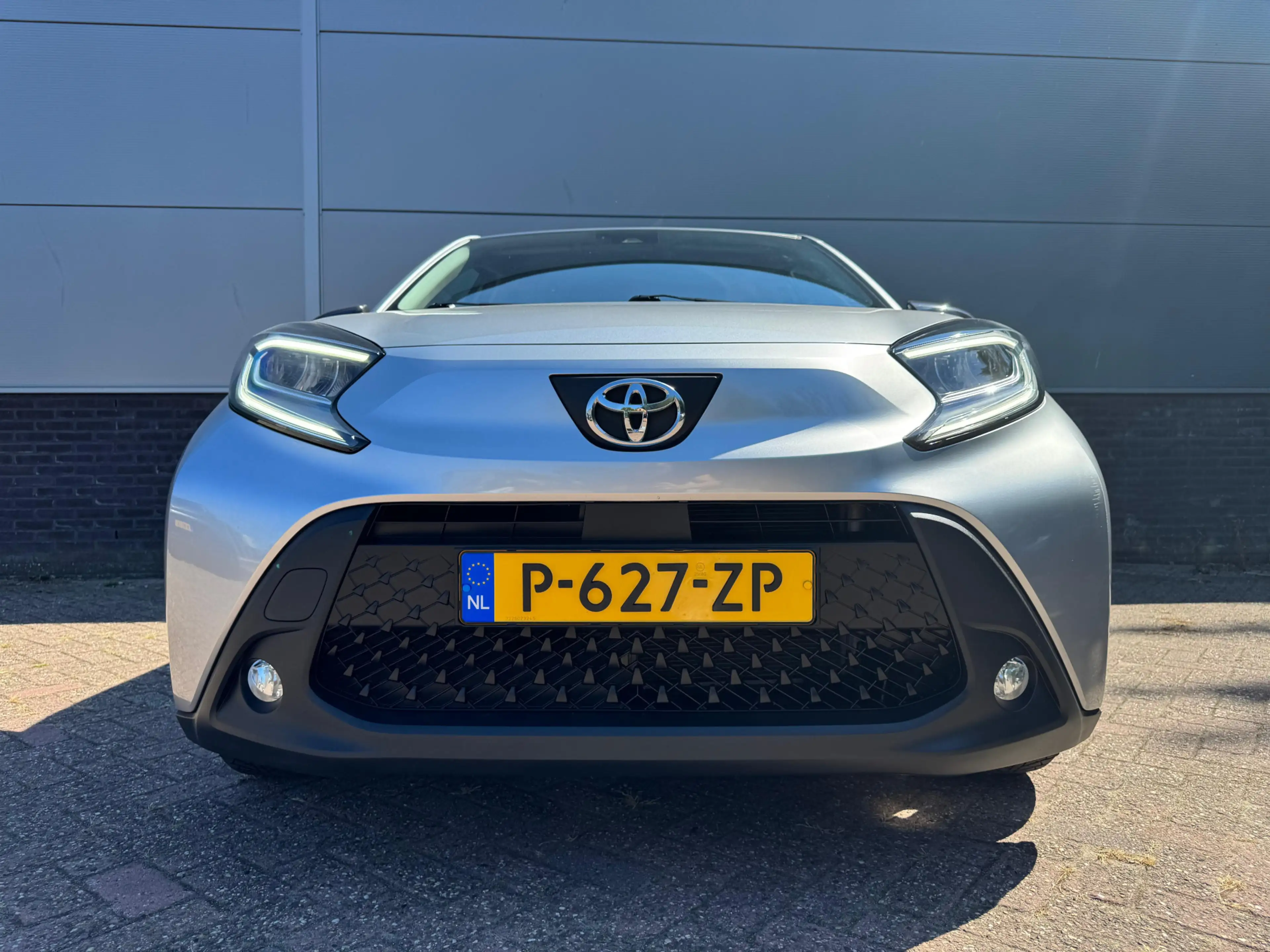 Toyota Aygo X 1.0 VVT-i MT first — photo 13