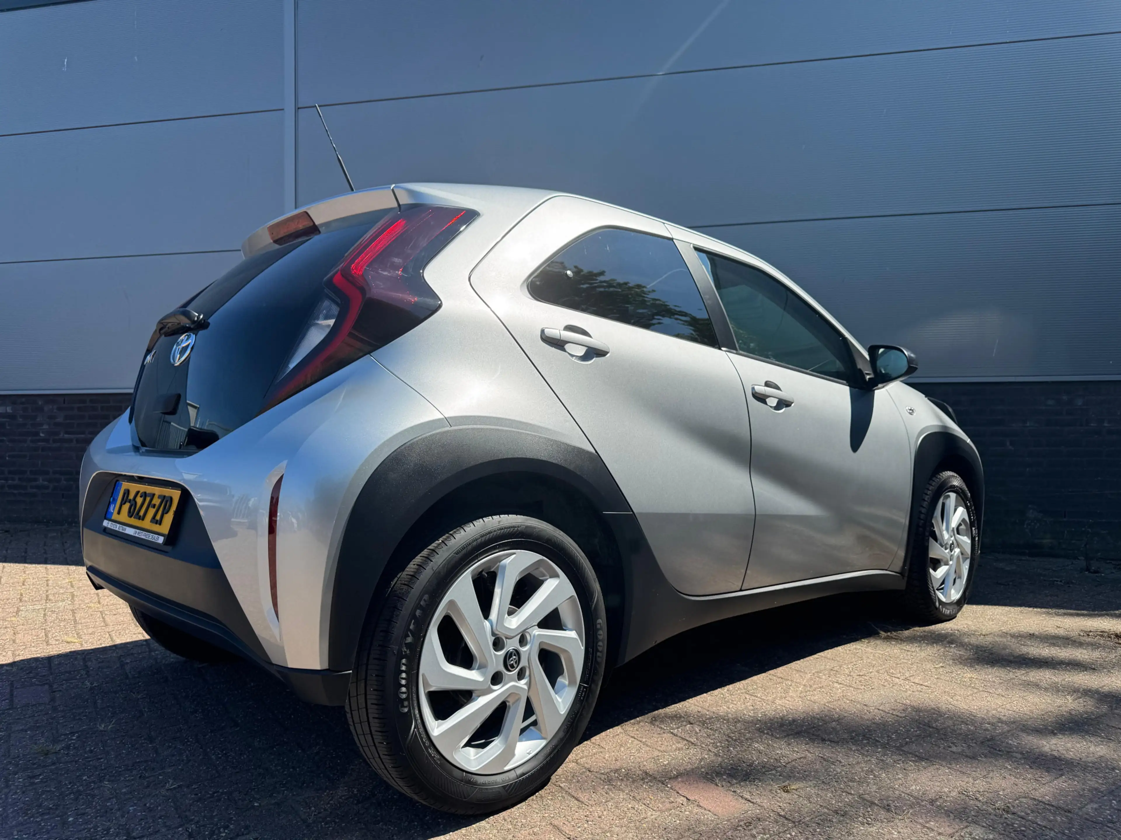 Toyota Aygo X 1.0 VVT-i MT first — photo 7