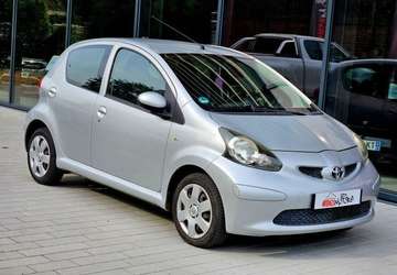1.0 VVT-I 68CH CONFORT 5P