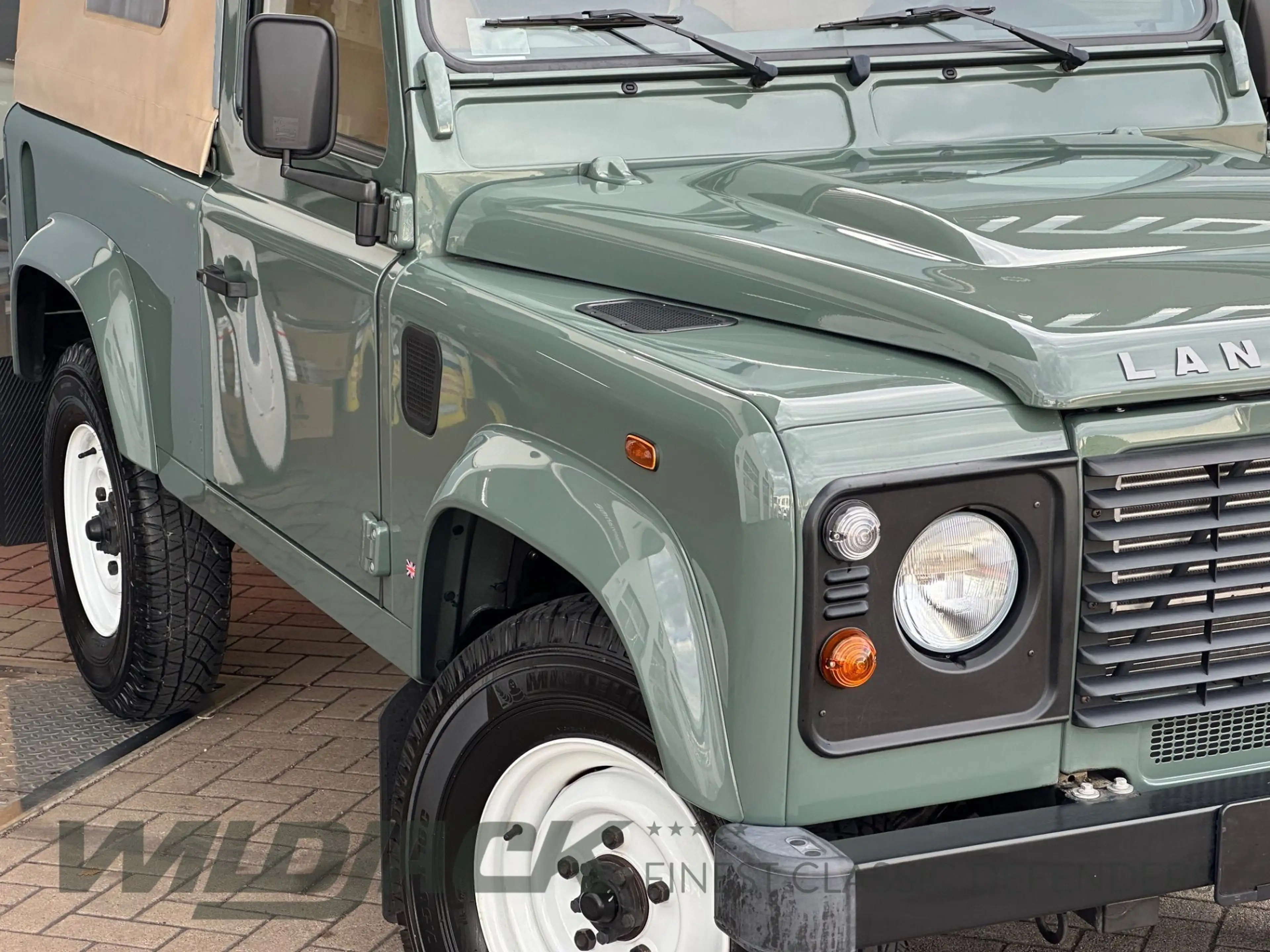 Land Rover Defender 90 DPF Soft Top E *NEUWERTIG* — photo 5