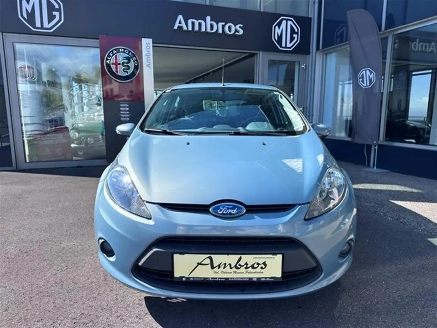 Ford Fiesta Trend 1,25 Grau - 2