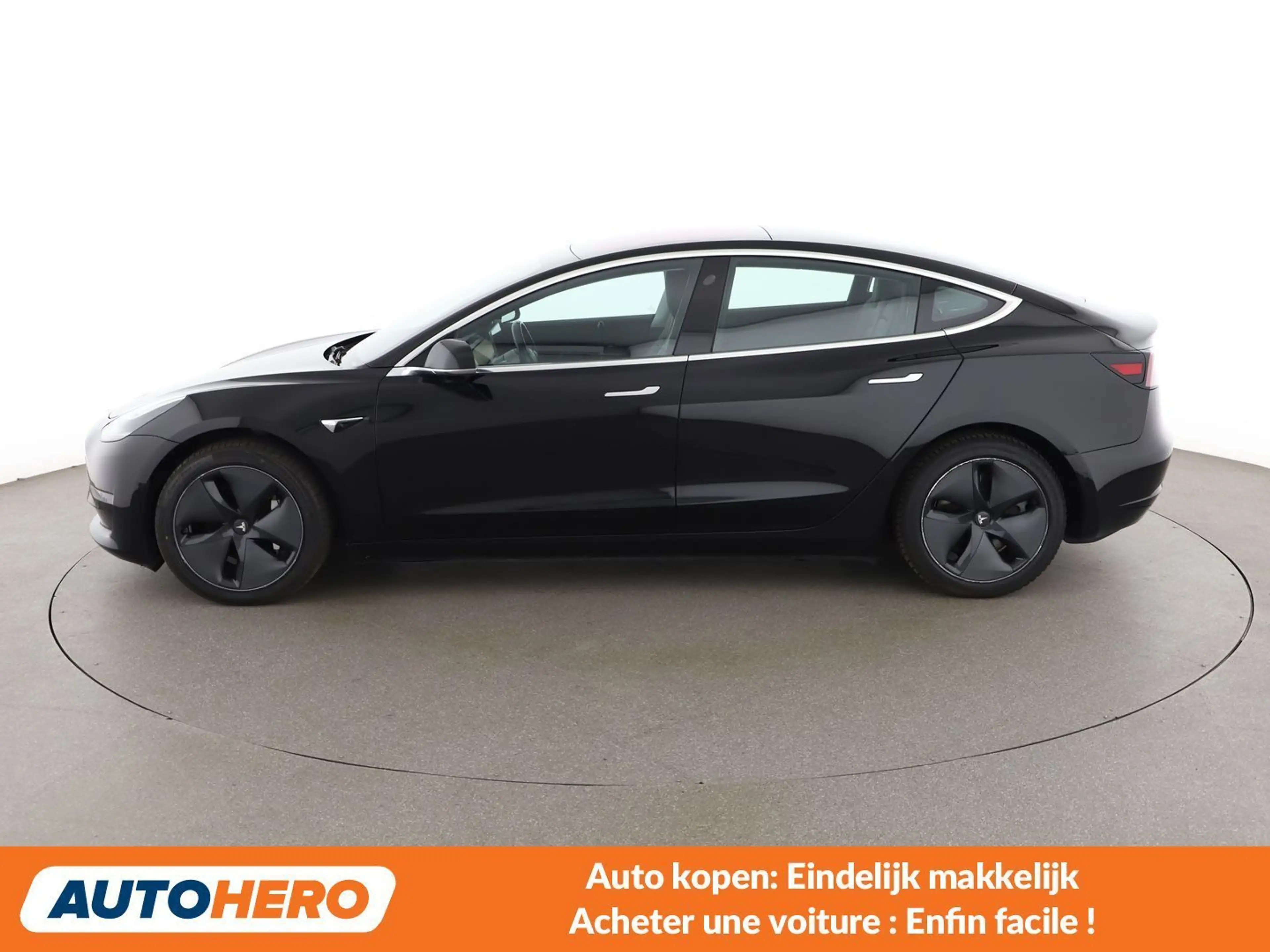 Tesla Model 3 Long Range — photo 3