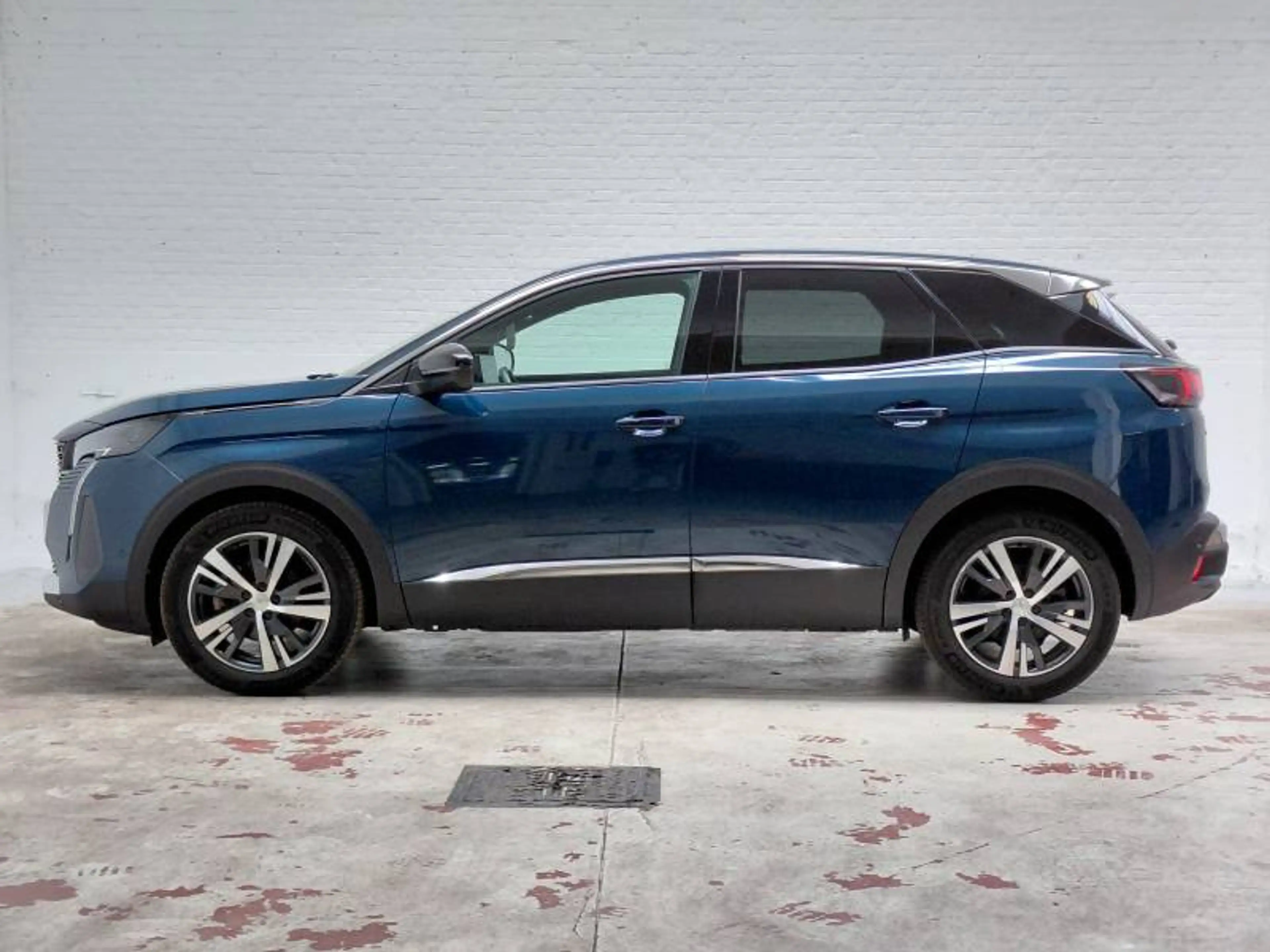 Peugeot 3008 2 1.2 PureTech 96kW S&S Allure Pack — photo 8