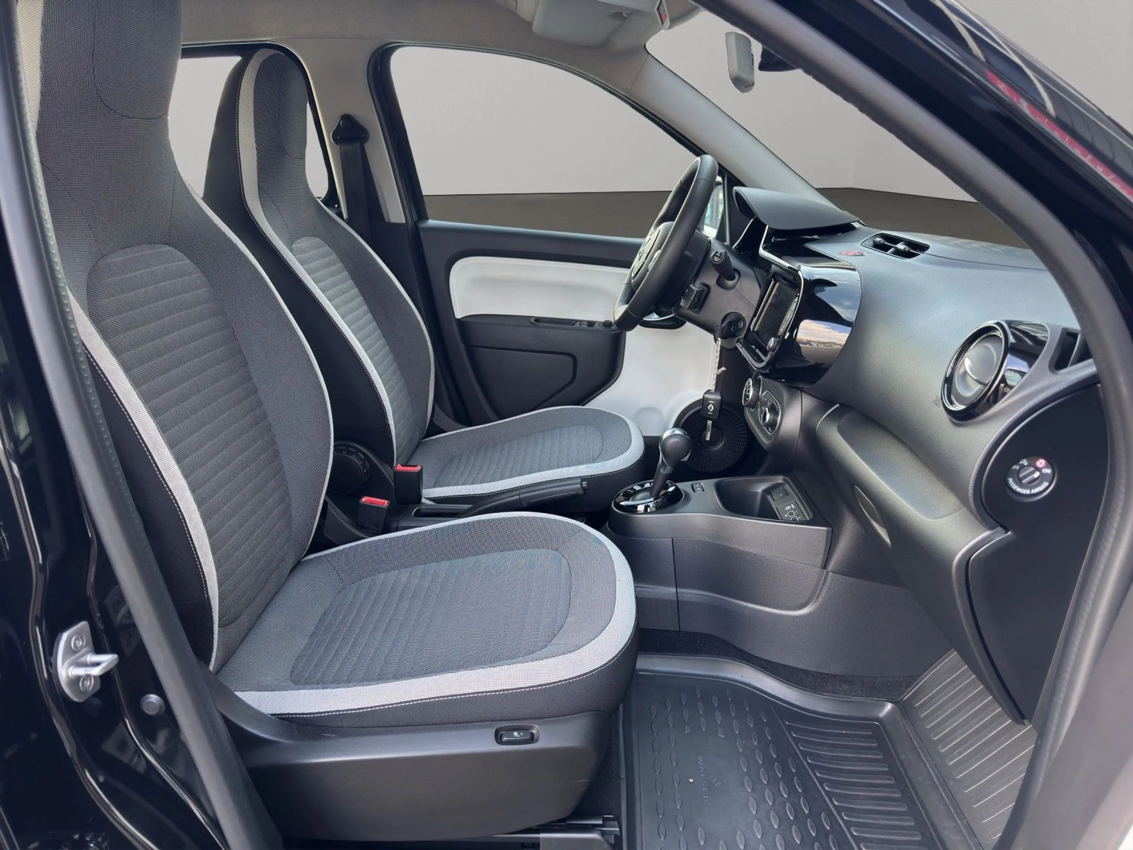 Renault Twingo Zen Electric*Full-Link*aus 1.Hand* — photo 11