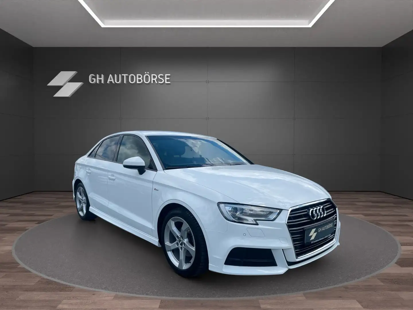 Audi A3 Limousine 35 TFSI sport S-Line|R-KAMERA|LED Weiß - 2
