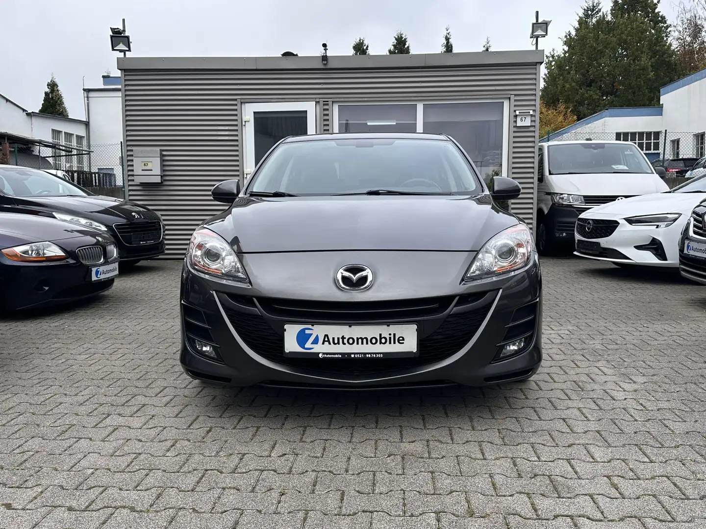 Mazda 3 1.6 CD Exclusive-Line Grau - 2