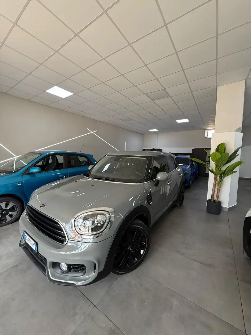 MINI Countryman D One D - 2