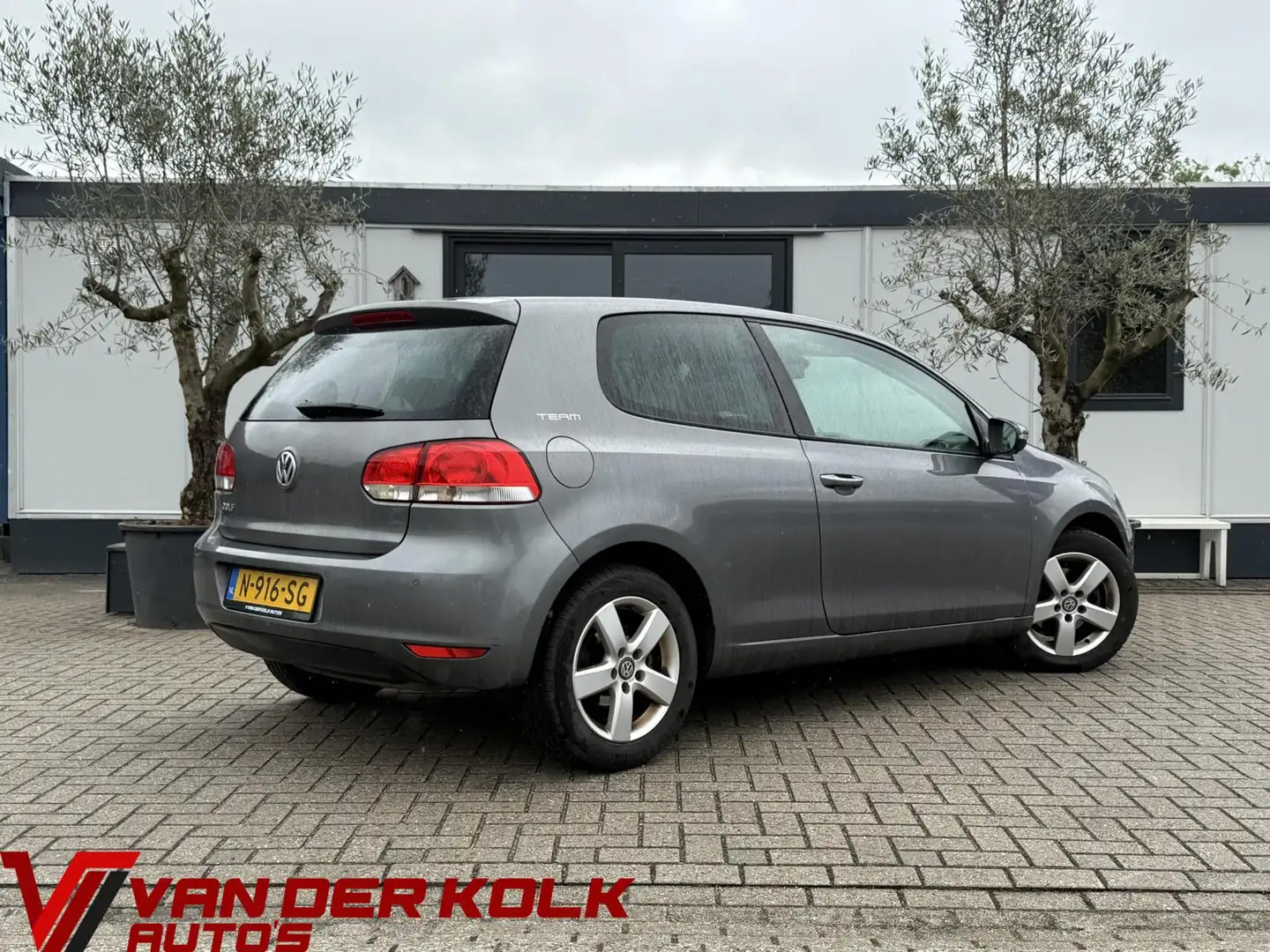 Volkswagen Golf 1.2 TSI Comfortline Cruise Climate Stoelverwarming Grijs - 2