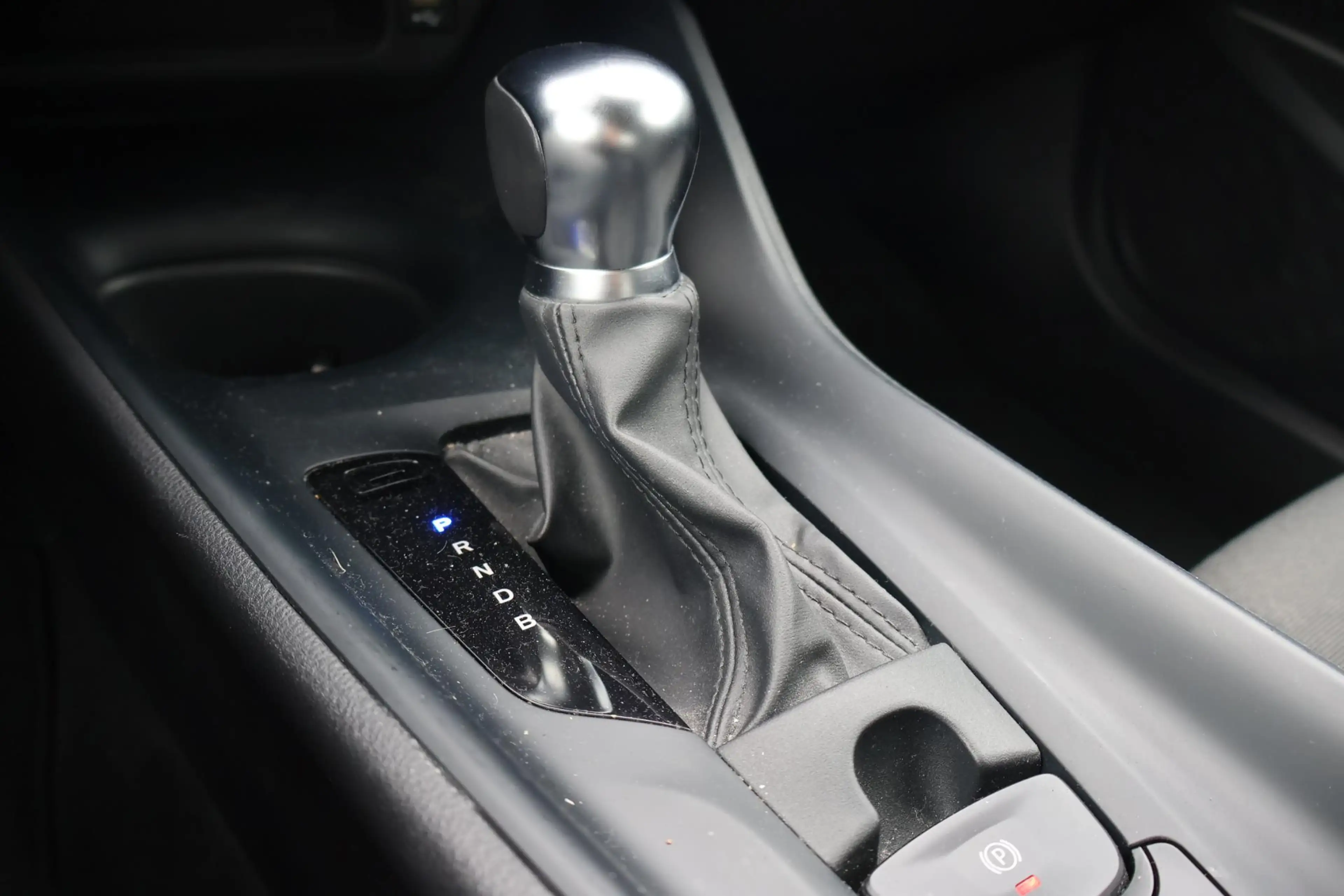 Toyota C-HR 1.8 Hybrid AFN.TREKHAAK AD-CRUISE — photo 13