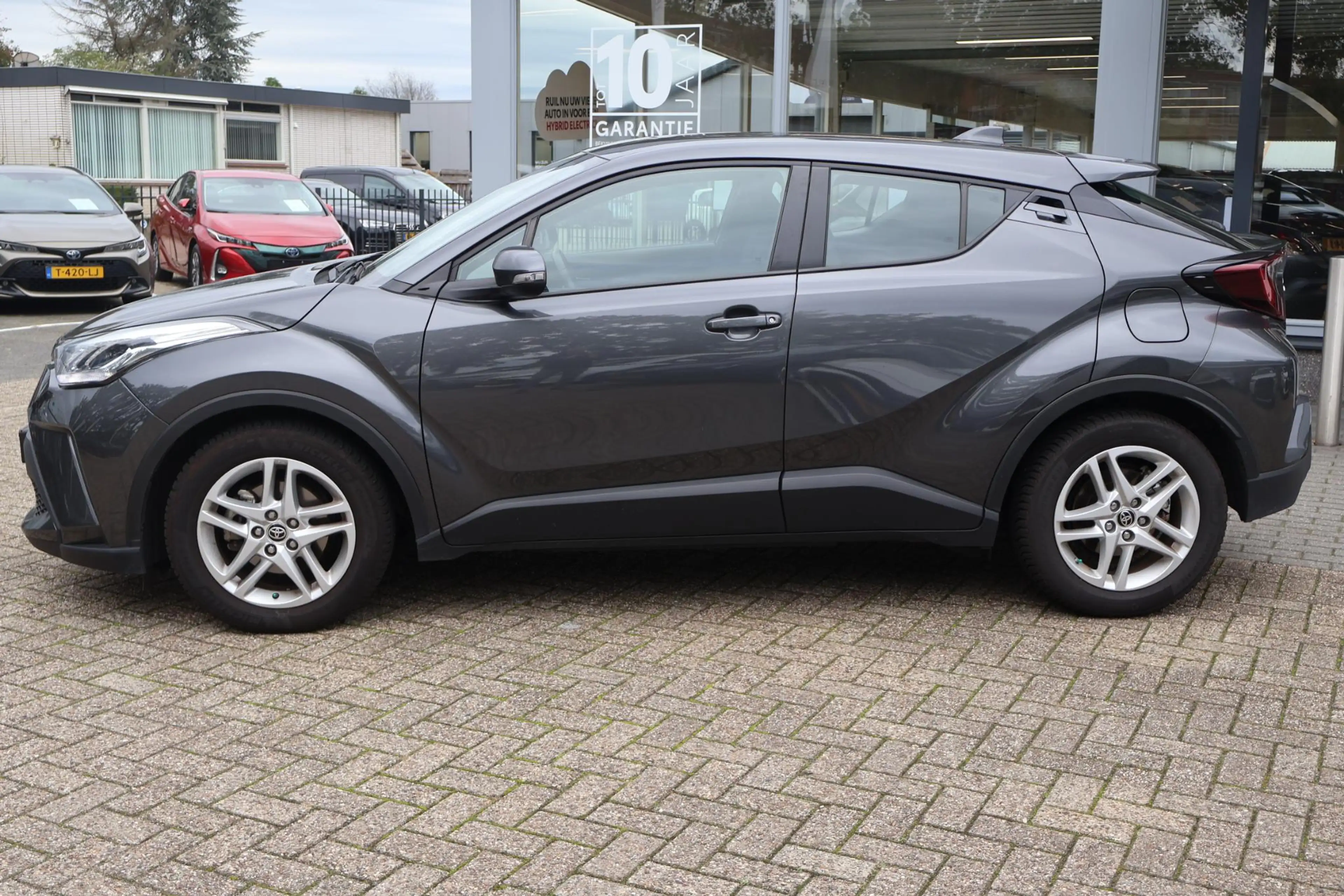 Toyota C-HR 1.8 Hybrid AFN.TREKHAAK AD-CRUISE — photo 19