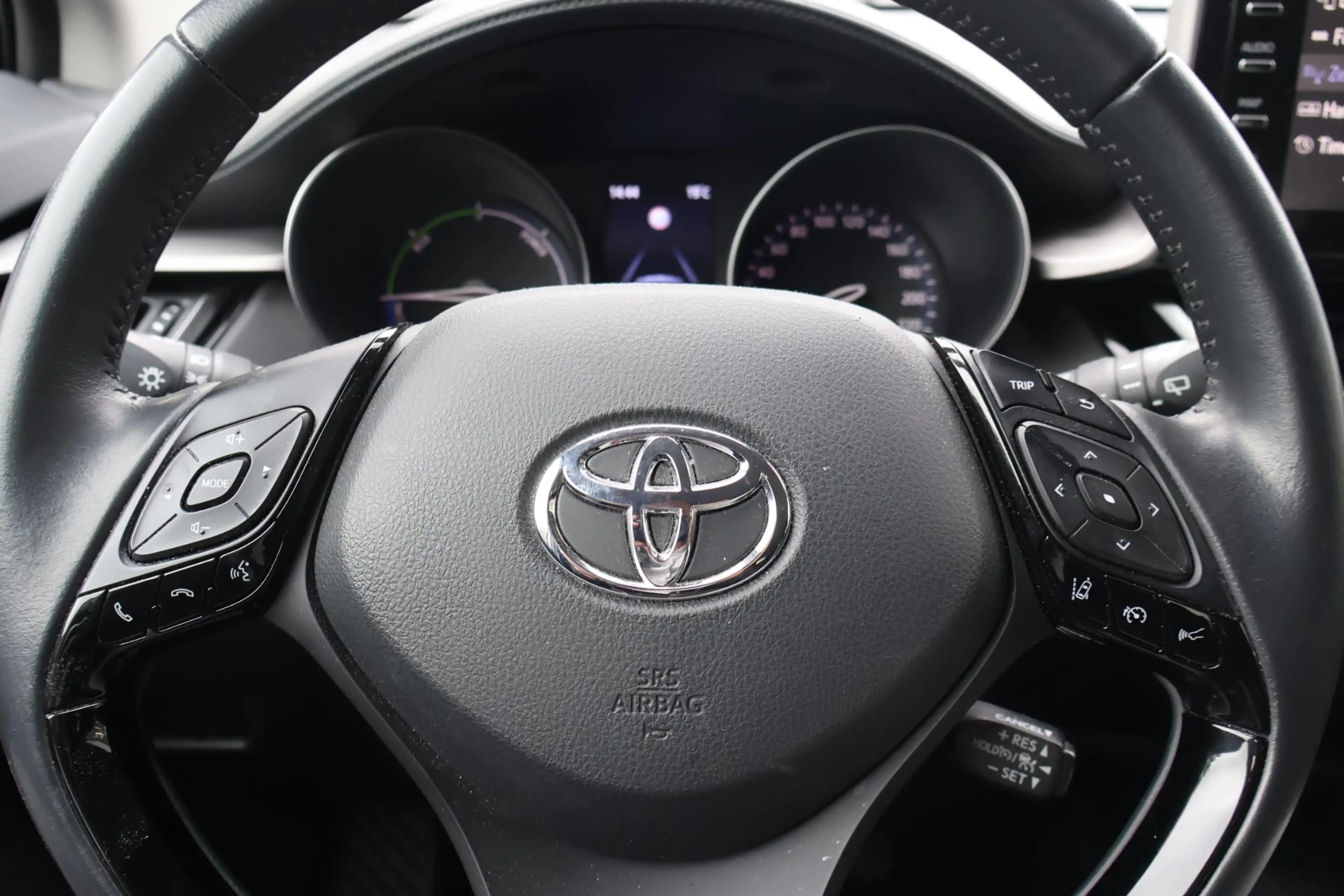 Toyota C-HR 1.8 Hybrid AFN.TREKHAAK AD-CRUISE — photo 7
