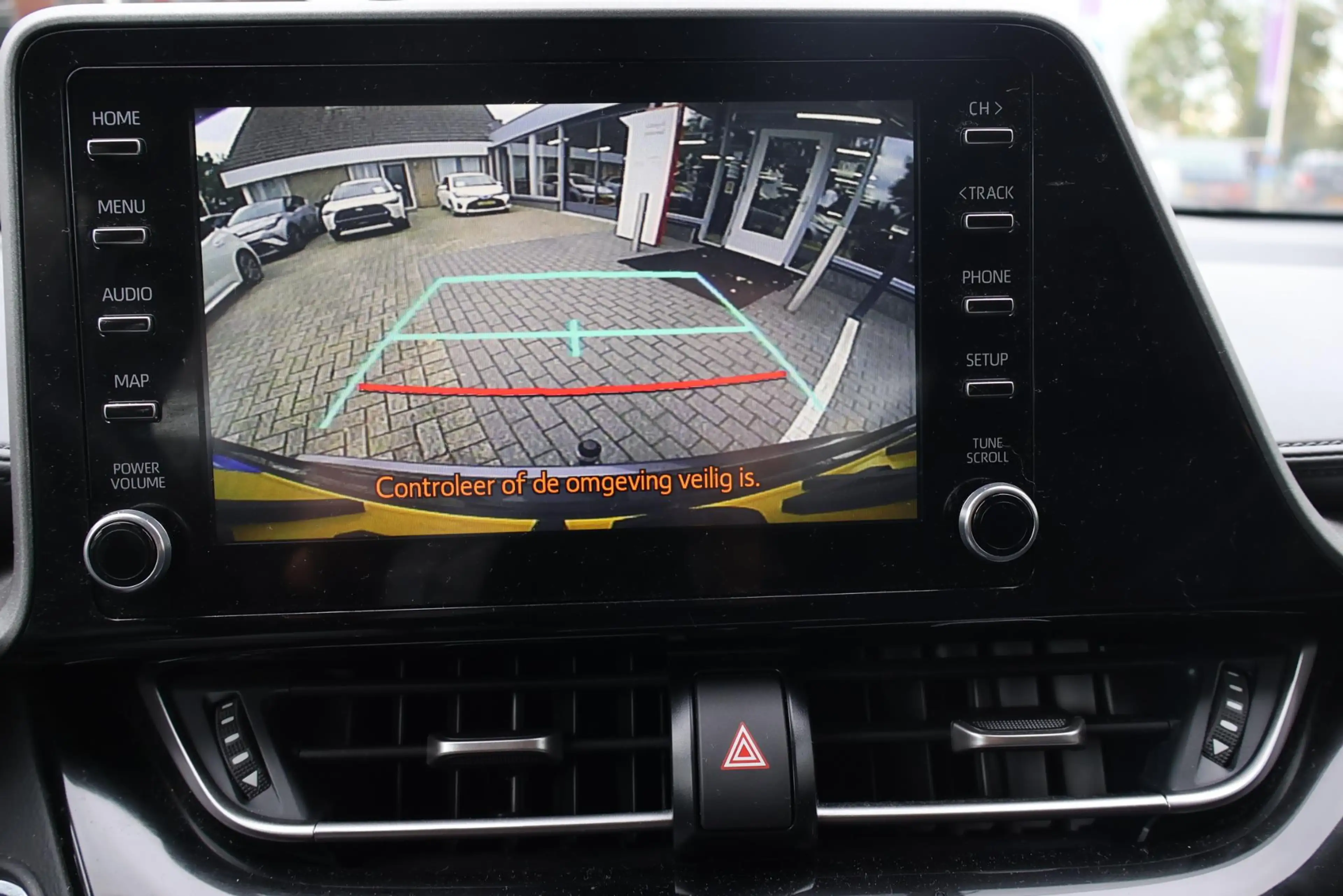Toyota C-HR 1.8 Hybrid AFN.TREKHAAK AD-CRUISE — photo 11