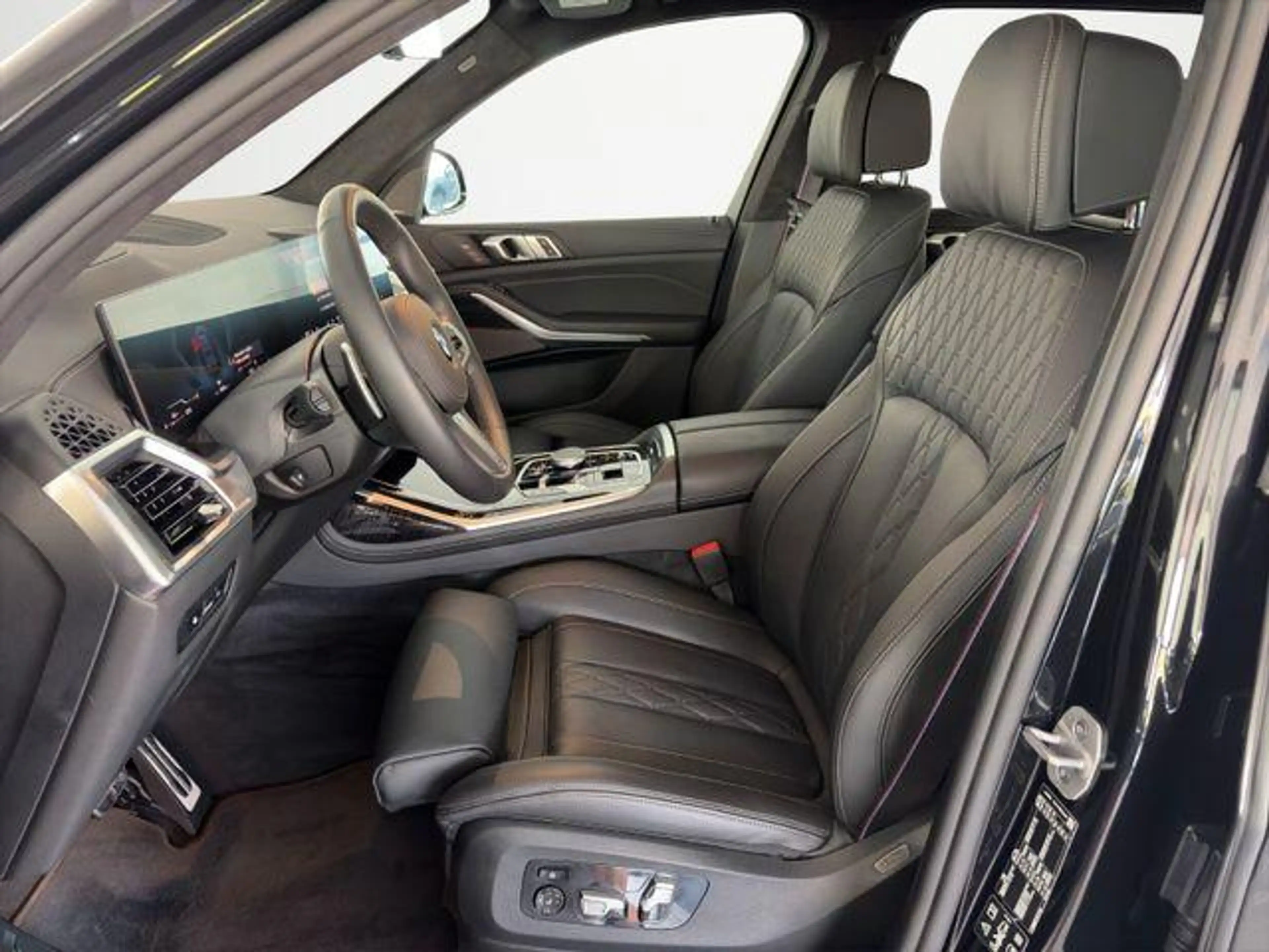 BMW X7 xDrive 40d M SPORT PRO /AHK/STH/H&K/PANO/7-SI 2... — photo 6