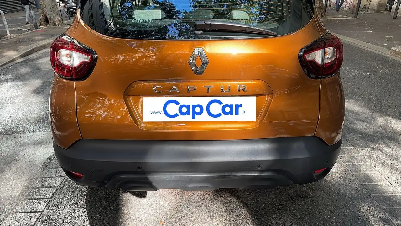 Renault Captur — photo 21