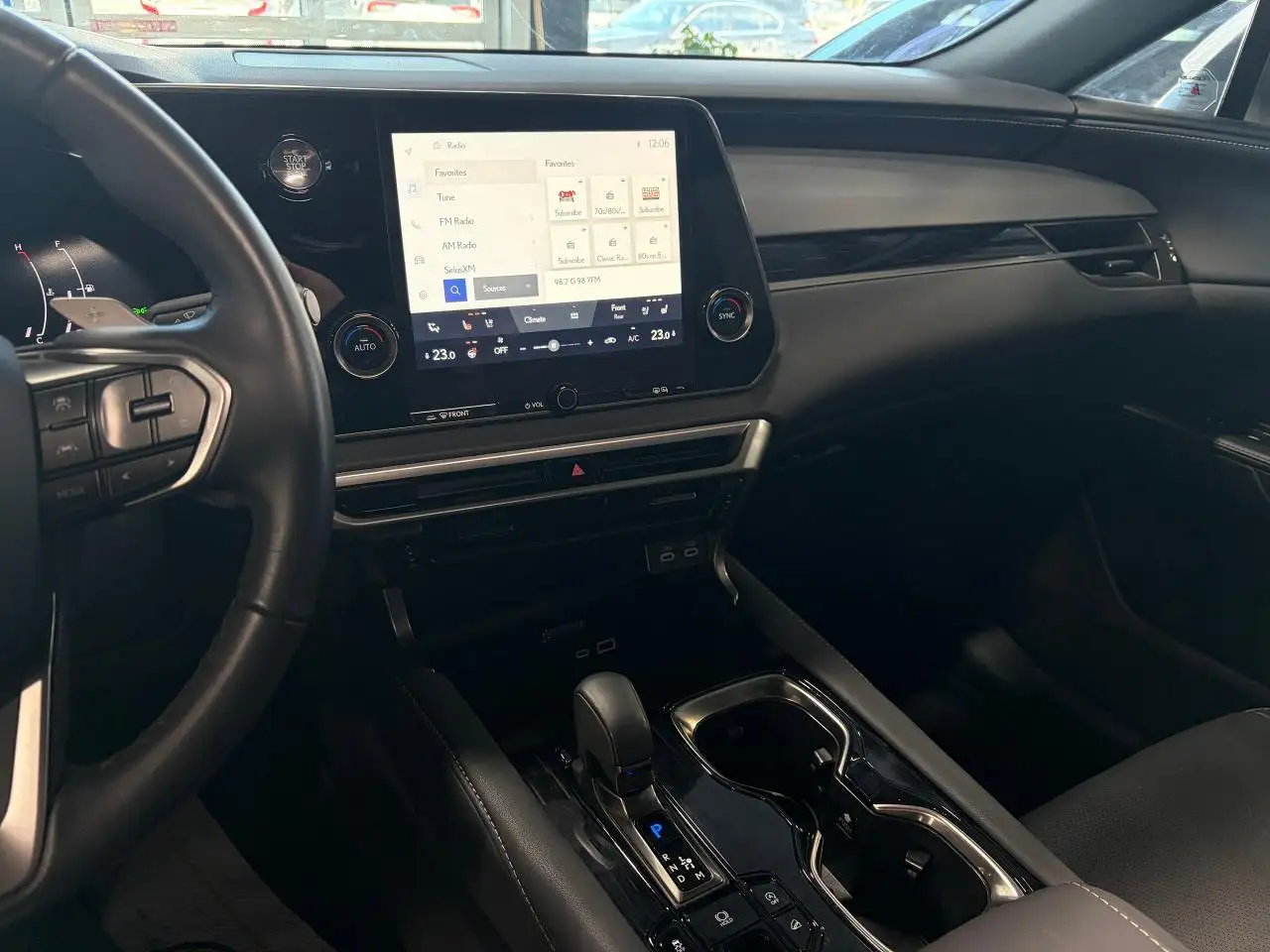 Lexus RX снимка Lexus RX