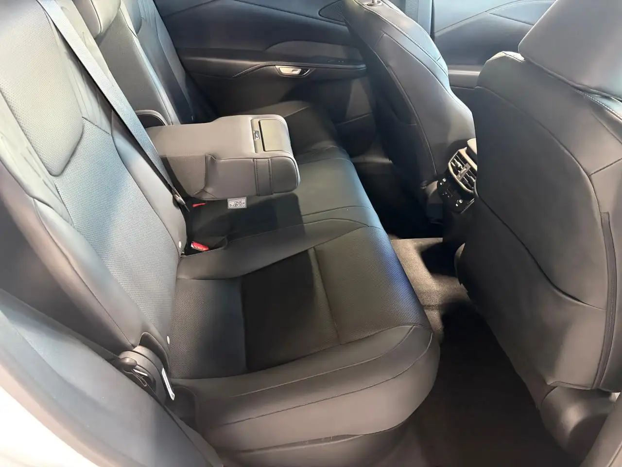 Lexus RX снимка Lexus RX