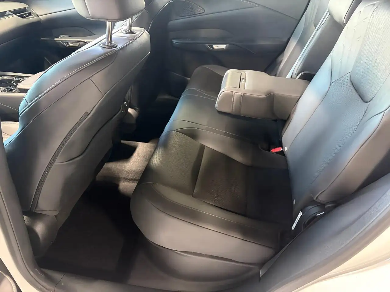 Lexus RX снимка Lexus RX