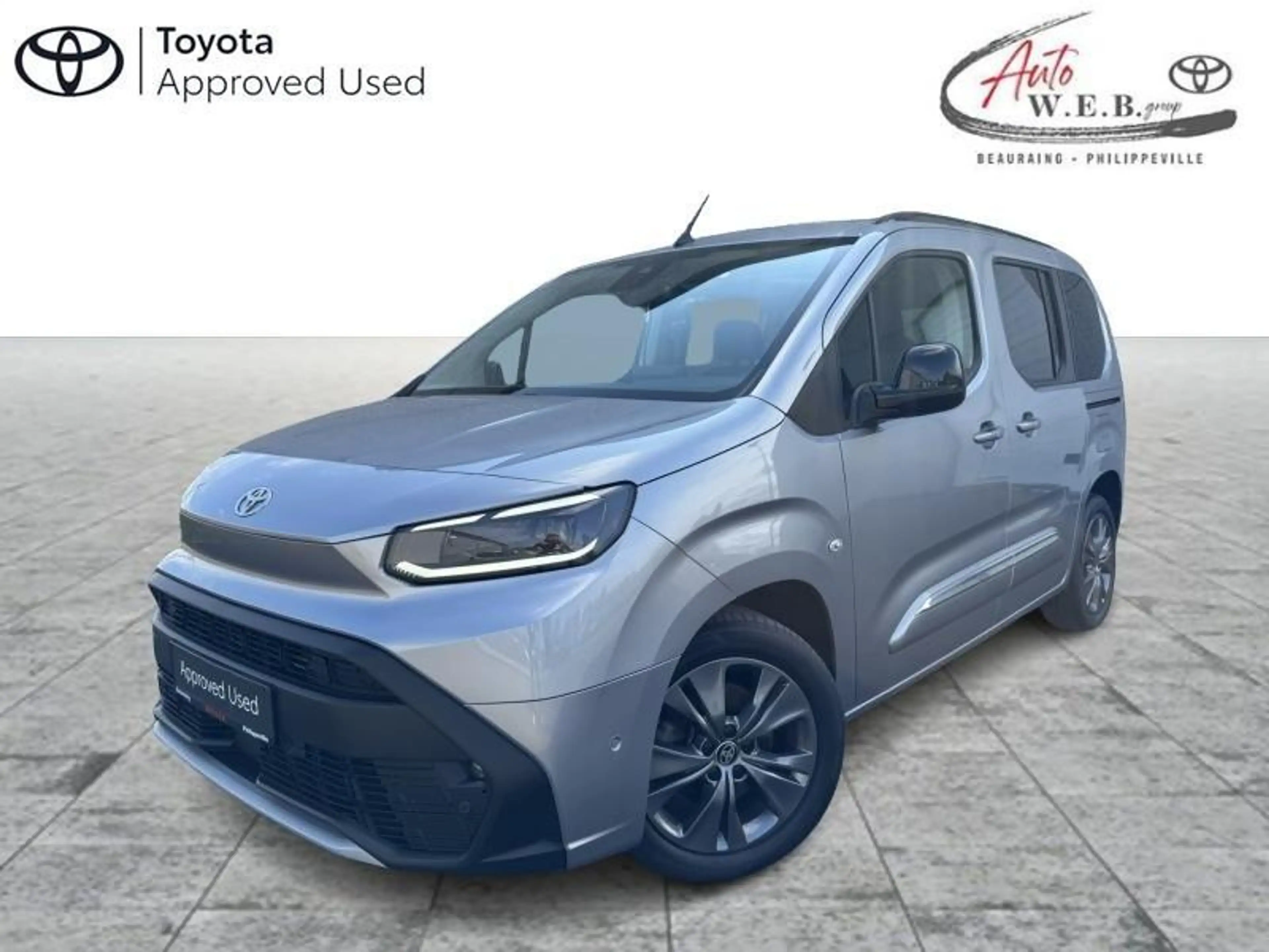 Toyota Verso SWB 1.5 Diesel 130hp 8AT Tracks