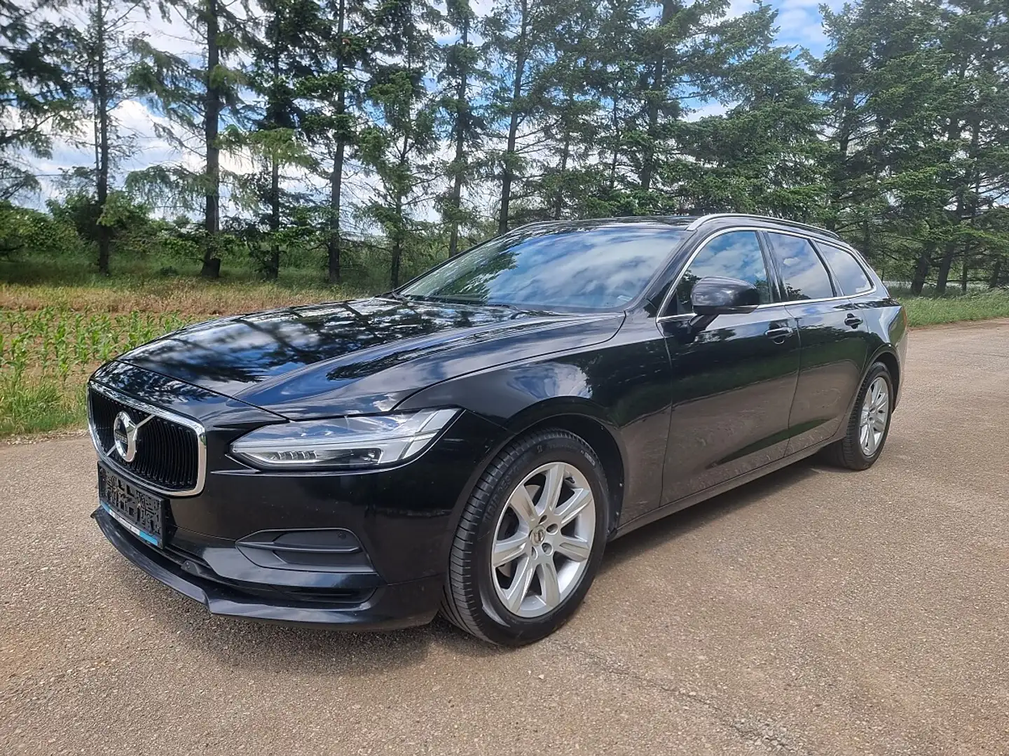 Volvo V90 D4 Geartronic Inscription **TOP ZUSTAND ** Schwarz - 2
