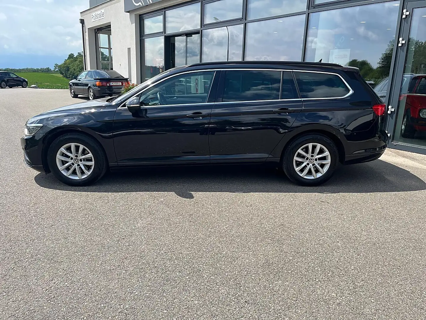 Volkswagen Passat 2.0 TDI BMT/Start-Stopp Business (EURO 6d) Schwarz - 2
