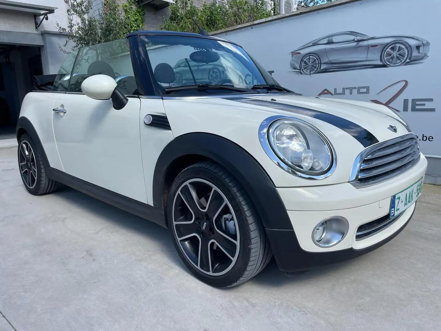 MINI Cooper Cabrio 1.6i Clim Pdc Ja Carnet Complet Prix 9500 Ttc !! Blanc - 1