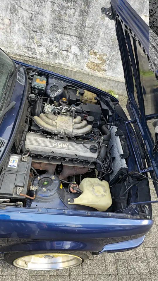 BMW 325i, foto 10