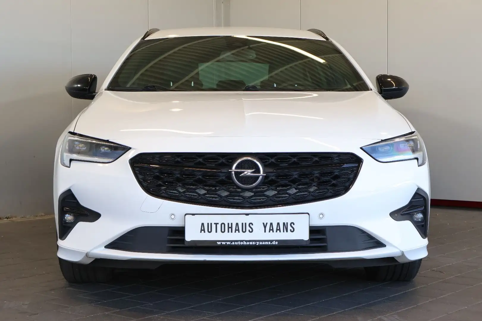 Opel Insignia B 2.0 CDTI OPC Line BOSE+KEY+KAM+AHK Weiß - 2
