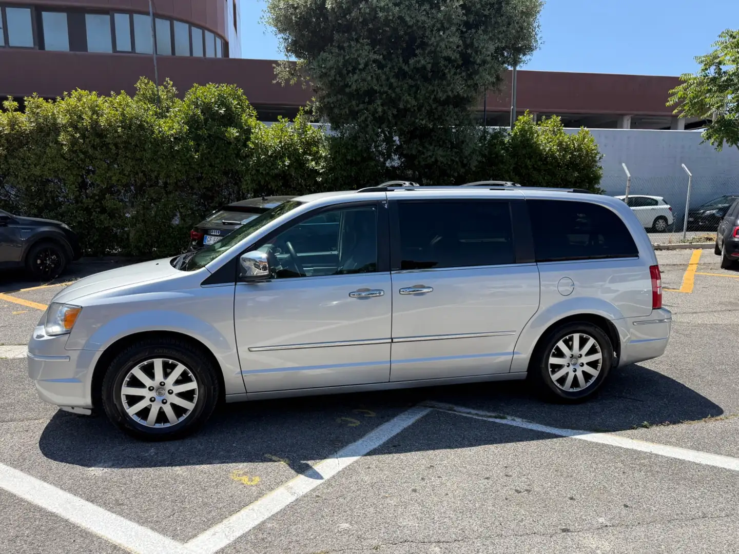Chrysler Voyager Grand Voyager 2.8 CRD DPF LX Argento - 2