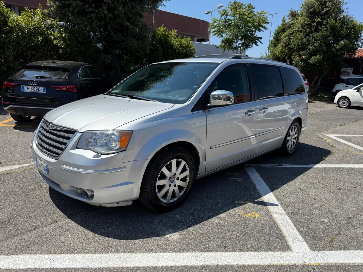 Chrysler Voyager Grand Voyager 2.8 CRD DPF LX Argento - 1