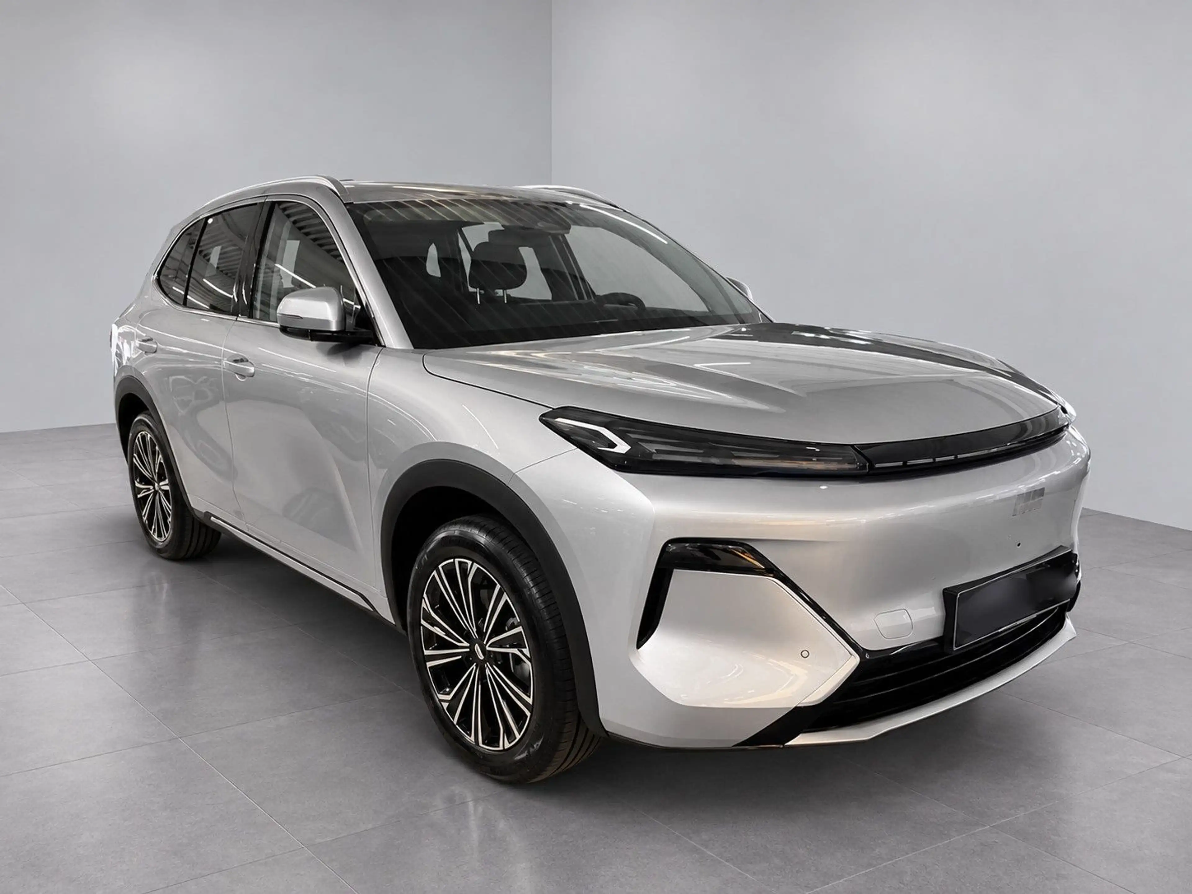 Geely Starray EM-i 1.5 PHEV EM-i Max+ Pano HUD VORLAUF — photo 2
