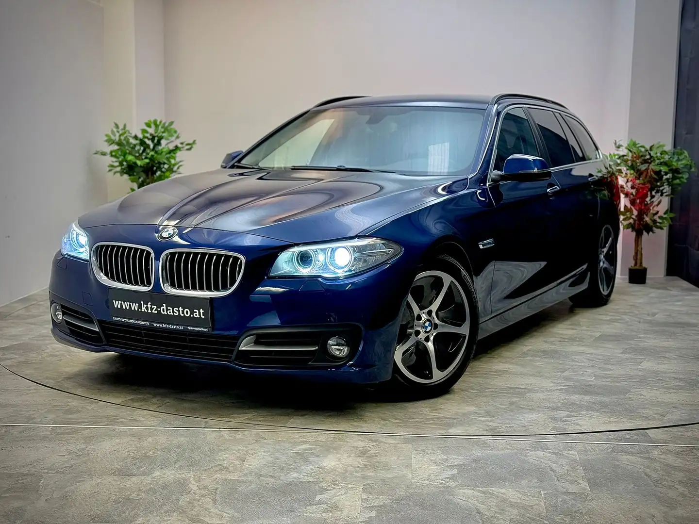 BMW 535 i +  N55 Triebwerk + SCHALTER + M Fahrwerk Blau - 1